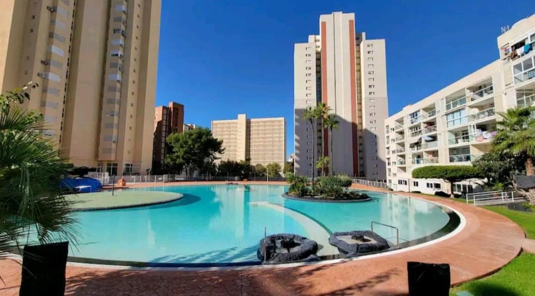 Vacanza Luxury Complex- Parking , Pool Only In The Summer , Rincon De Loix Appartement Benidorm Buitenkant foto
