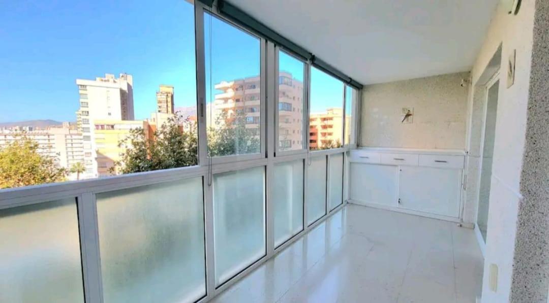 Vacanza Luxury Complex- Parking , Pool Only In The Summer , Rincon De Loix Appartement Benidorm Buitenkant foto